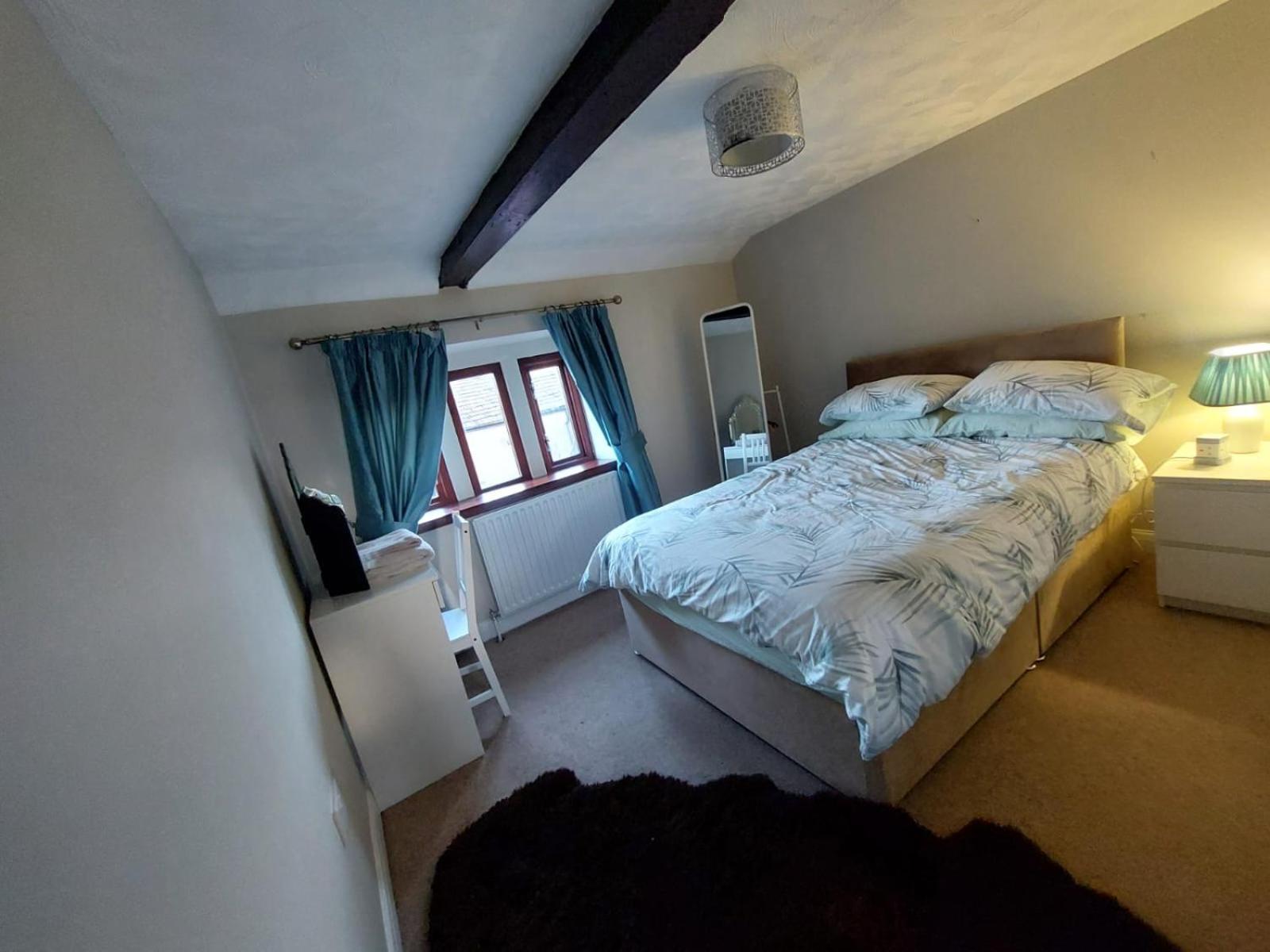 The Farm House Modern Spacious 2 Bedroom Home At Tong Road Leeds Perfect For Contractors Free Secure Parking Pudsey Ngoại thất bức ảnh